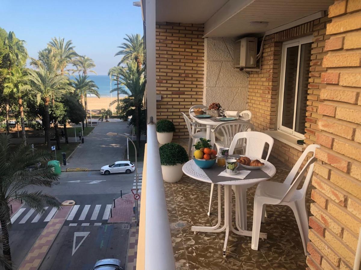A 50 M De La Plage Cullera Kültér fotó