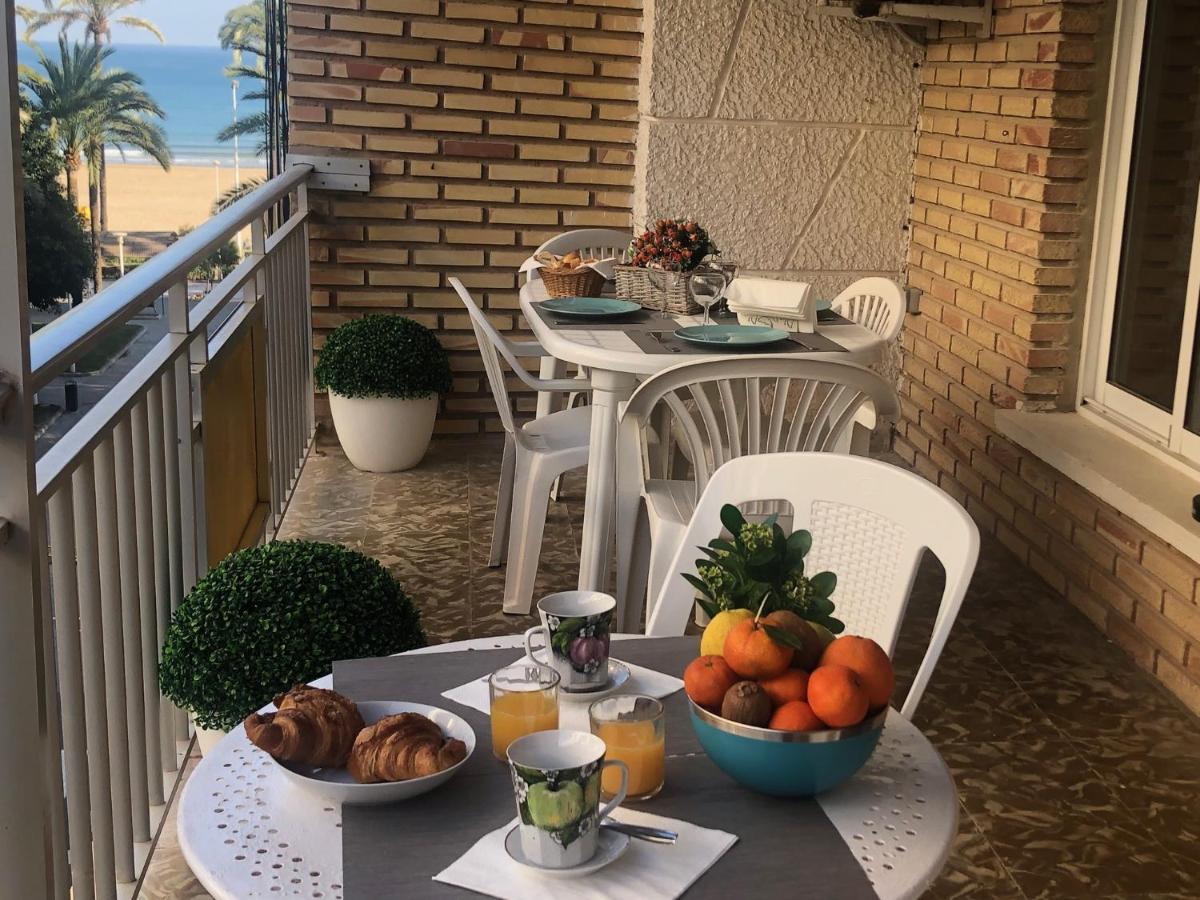 A 50 M De La Plage Cullera Kültér fotó